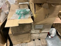 Partij consumenten goederen - afbeelding 15 van  17