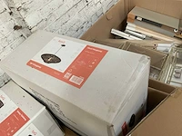 Partij consumentengoederen - afbeelding 11 van  27