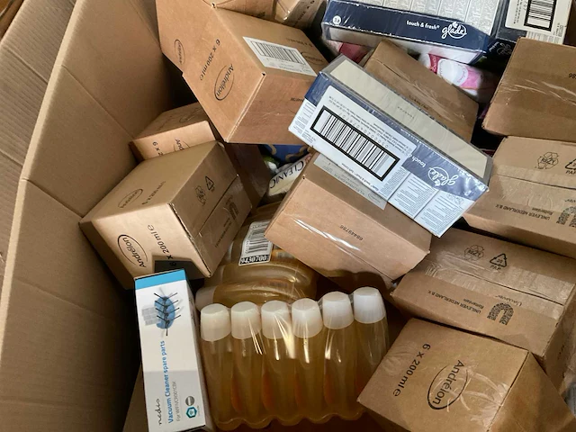 Partij consumentengoederen - afbeelding 2 van  12