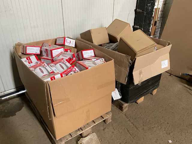 Partij consumentengoederen - afbeelding 1 van  10