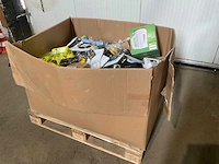 Partij consumentengoederen - afbeelding 2 van  9