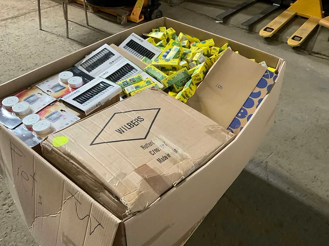 Partij consumentengoederen - afbeelding 4 van  12