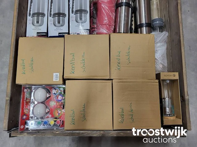 Partij consumentengoederen - afbeelding 2 van  3