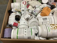 Partij cosmetica - afbeelding 2 van  8