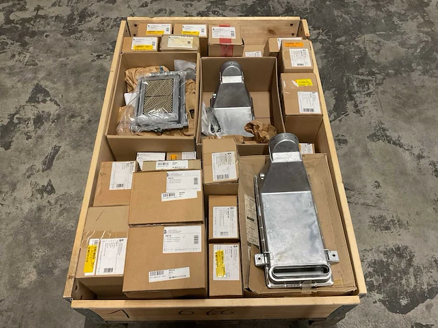 Partij cv-installatiemateriaal - afbeelding 1 van  3