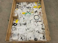 Partij cv-installatiemateriaal - afbeelding 1 van  3