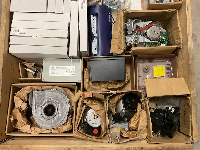 Partij cv-installatiemateriaal - afbeelding 3 van  10