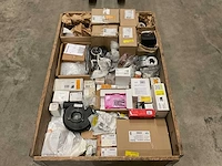 Partij cv-installatiemateriaal - afbeelding 1 van  8