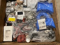 Partij cv-installatiemateriaal - afbeelding 2 van  5