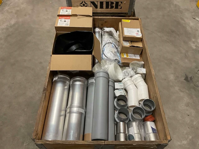 Partij cv-installatiemateriaal - afbeelding 1 van  5