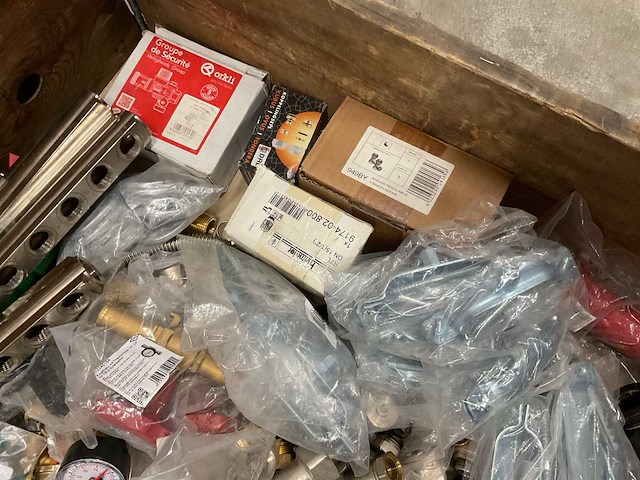 Partij cv-installatiemateriaal - afbeelding 6 van  6