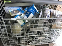 Partij dakgootmateriaal ijzerwaren klemmen e.d. - afbeelding 1 van  9