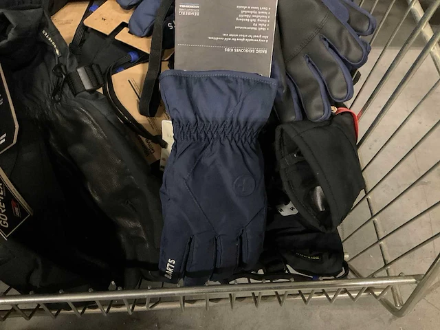 Partij dakine/burton/barts handschoenen (41x) - afbeelding 12 van  13