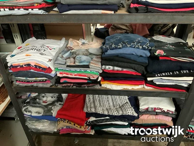 Partij dames kleding - afbeelding 4 van  6