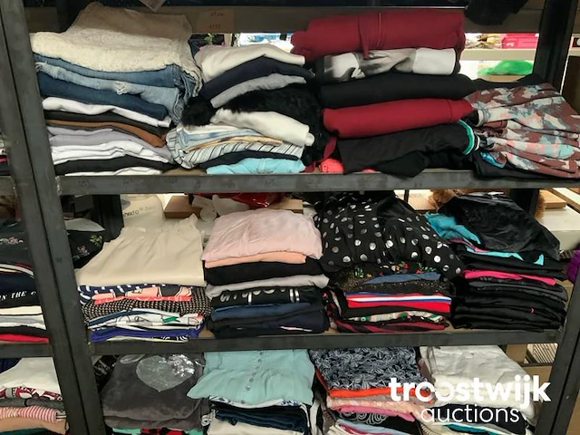Partij dames kleding - afbeelding 6 van  6