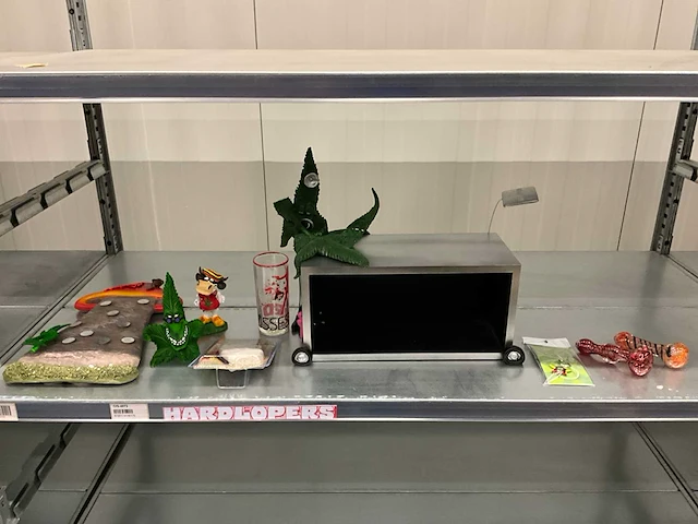Partij decoratie en diversen - afbeelding 1 van  12