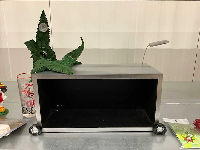 Partij decoratie en diversen - afbeelding 6 van  12