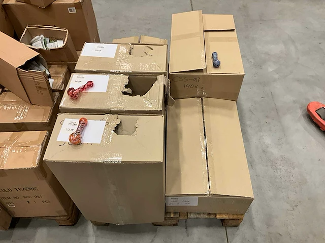 Partij decoratie en diversen - afbeelding 9 van  12