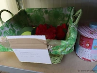 Partij decoratiemateriaal o.a. bloempotten/vazen, glazen & beeldjes - afbeelding 4 van  14