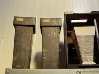 Partij decoratiemateriaal o.a. bloempotten/vazen, glazen & beeldjes - afbeelding 8 van  14