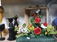 Partij decoratiemateriaal o.a. kandelaars, waxinelichthouders & kunstbloemen - afbeelding 7 van  11