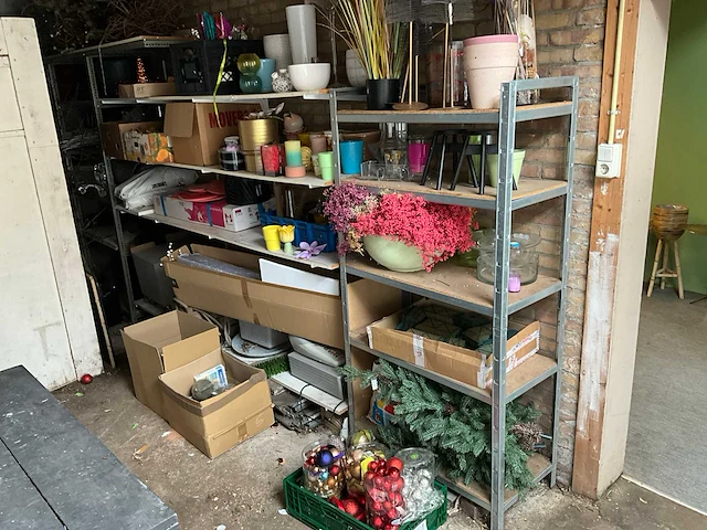 Partij decoratiemateriaal - afbeelding 1 van  8