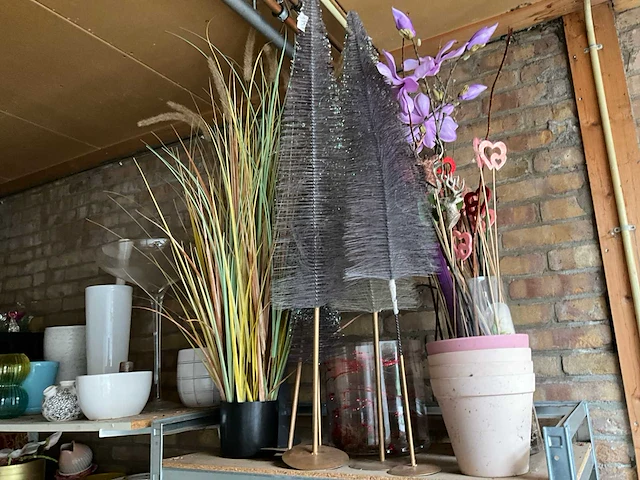 Partij decoratiemateriaal - afbeelding 2 van  8