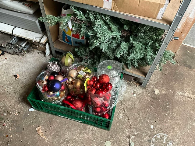 Partij decoratiemateriaal - afbeelding 4 van  8