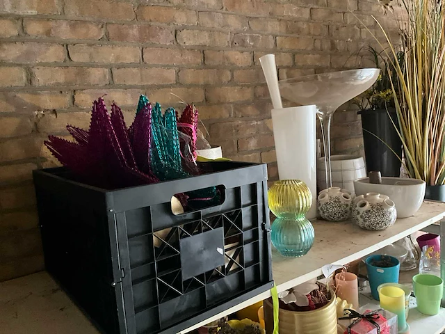 Partij decoratiemateriaal - afbeelding 8 van  8