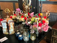 Partij decoratiemateriaal - afbeelding 19 van  19
