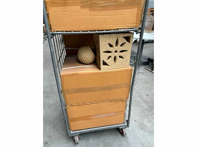 Partij decoratiemateriaal - afbeelding 3 van  4