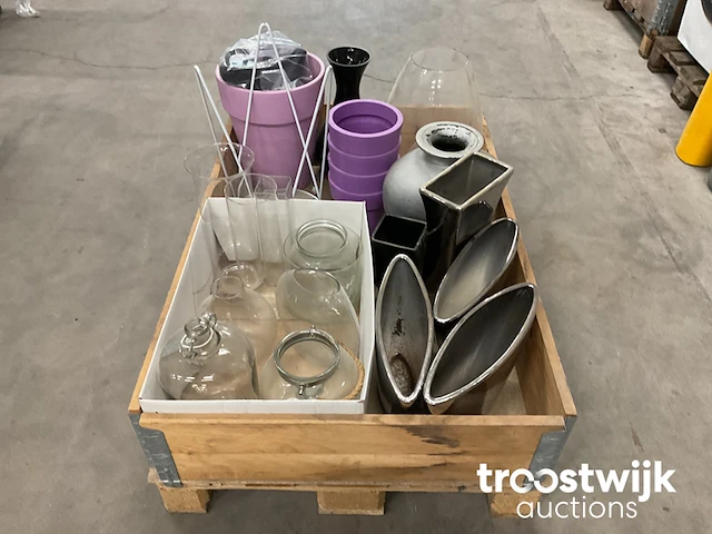 Partij decoratiemateriaal - afbeelding 1 van  3
