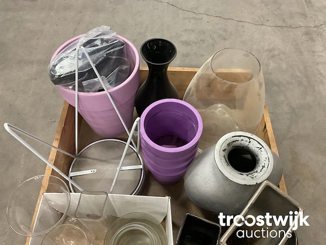Partij decoratiemateriaal - afbeelding 3 van  3