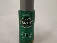 Partij deodorant o.a. dove, axe en vaseline - afbeelding 7 van  18