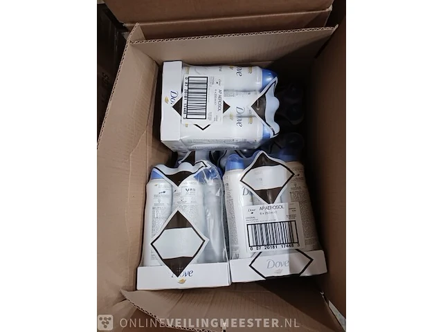 Partij deodorant o.a. dove, axe en vaseline - afbeelding 12 van  18