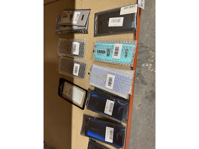 Partij display/digitizer en diverse onderdelen oneplus - afbeelding 7 van  11