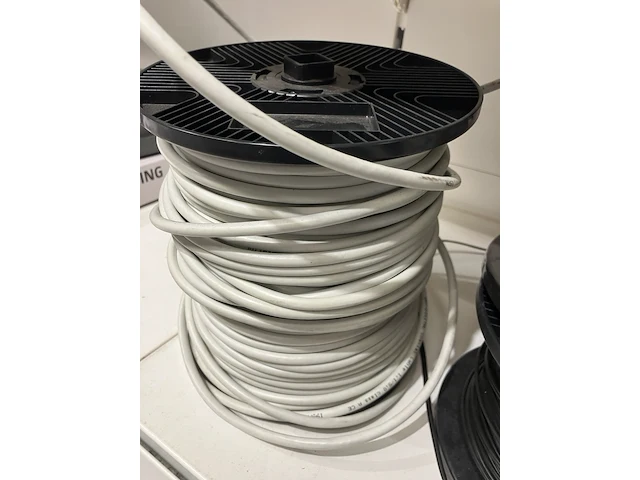 Partij div electra kabel op rol (signaal speaker isdn) - afbeelding 3 van  11