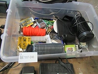 Partij div elektronica op pallet - afbeelding 2 van  7
