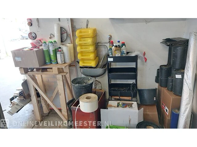 Partij divers bouwmateriaal - afbeelding 1 van  16