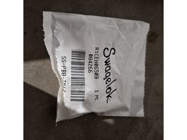 Partij divers gereedschap en bevestiging materiaal , o.a. hitlist, fisher, brekupa, maxxfast - afbeelding 8 van  34