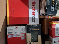 Partij divers gereedschap en bevestiging materiaal , o.a. hitlist, fisher, brekupa, maxxfast - afbeelding 18 van  34