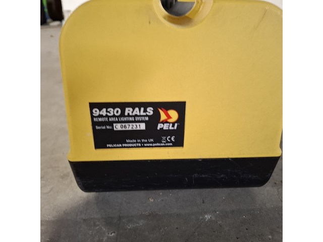 Partij divers gereedschap en bevestiging materiaal , o.a. hitlist, fisher, brekupa, maxxfast - afbeelding 27 van  34