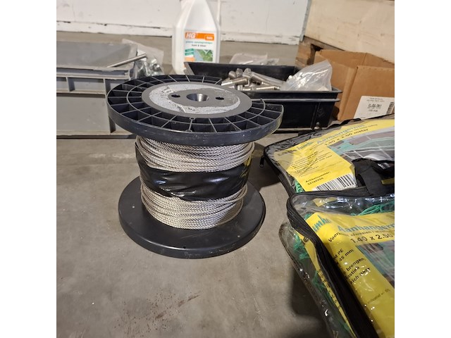 Partij divers gereedschap en bevestiging materiaal , o.a. hitlist, fisher, brekupa, maxxfast - afbeelding 31 van  34