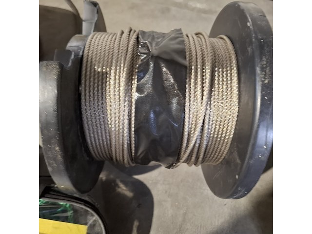 Partij divers gereedschap en bevestiging materiaal , o.a. hitlist, fisher, brekupa, maxxfast - afbeelding 32 van  34