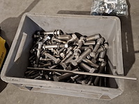 Partij divers gereedschap en bevestiging materiaal , o.a. hitlist, fisher, brekupa, maxxfast - afbeelding 34 van  34