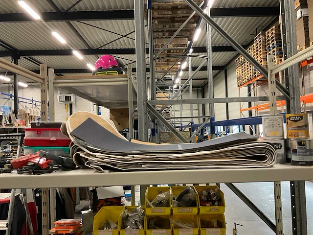 Partij divers gereedschap en snowboard onderdelen - afbeelding 5 van  12