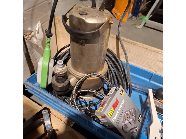 Partij divers gereedschap, o.a. keldert, milwaukee - afbeelding 8 van  31