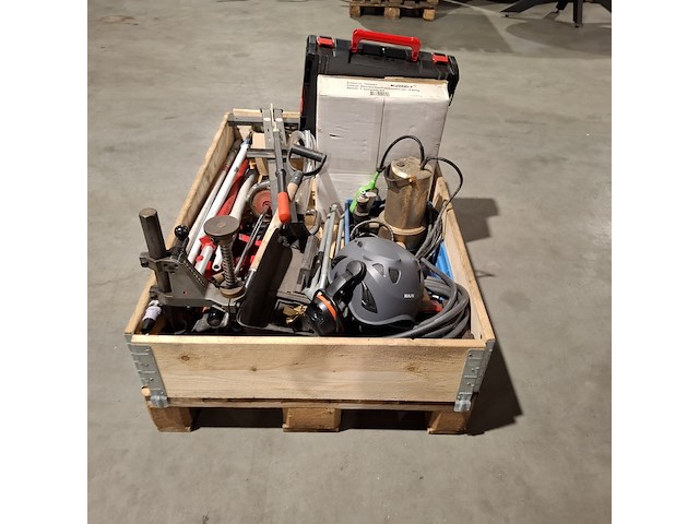 Partij divers gereedschap, o.a. keldert, milwaukee - afbeelding 1 van  31
