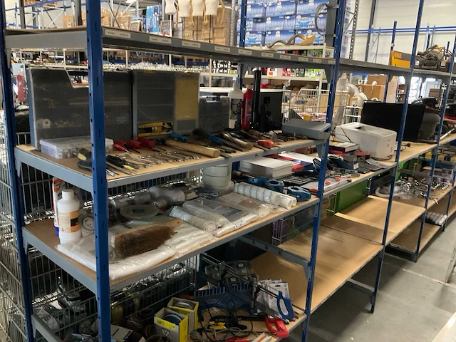 Partij divers gereedschap - afbeelding 1 van  11