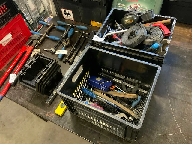 Partij divers handgereedschap - afbeelding 1 van  7